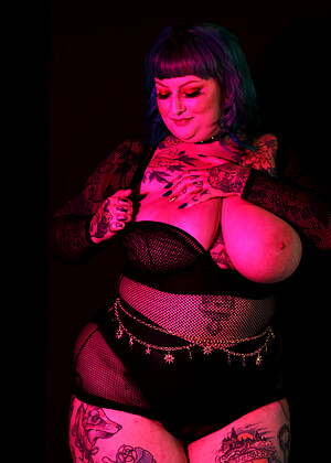 free sex pornphoto 4 Galda Lou nued-tattoos-grace nothingbutcurves