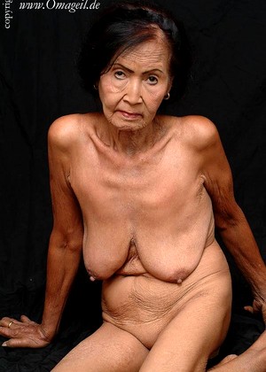 free sex pornphoto 5 Oma Geil hdefteen-old-homemade-wrinkled-fatties omageil