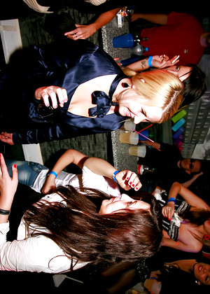 free sex pornphotos Partyhardcore Gina Killmer Vivien Blaire Party Heels