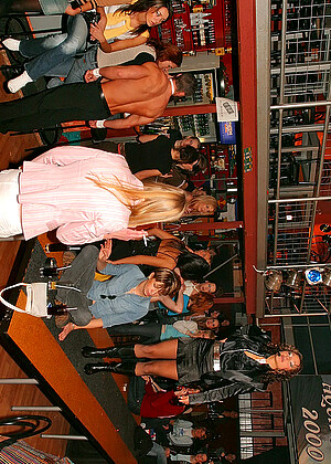 free sex pornphoto 10 Partyhardcore Model affect3d-party-waitress partyhardcore