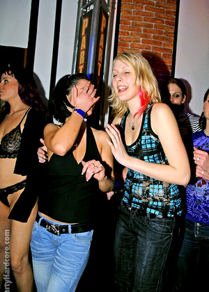 free sex pornphoto 10 Partyhardcore Model tacamateurs-jeans-sisi partyhardcore
