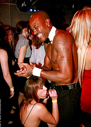 free sex pornphoto 14 Partyhardcore Model xxxamoyit-interracial-1xchick partyhardcore