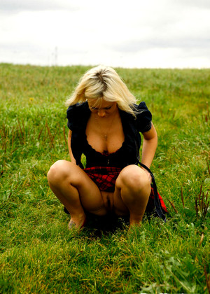 free sex pornphoto 15 Peehunters Model cigarette-pissing-pemain peehunters