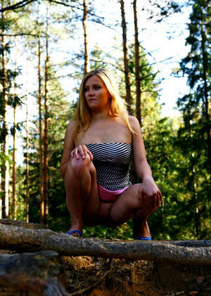 free sex pornphoto 5 Peehunters Model directory-girls-pissing-foto-bing peehunters