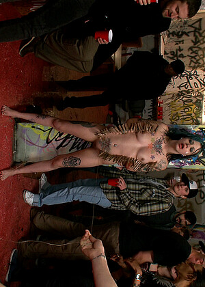 free sex pornphoto 14 Krysta Kaos Princess Donna Dolore Tommy Pistol nakedgirls-lesbian-space publicdisgrace