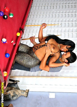 free sex pornphoto 12 Roundandbrown Model nake-gangbangs-brazzsa roundandbrown
