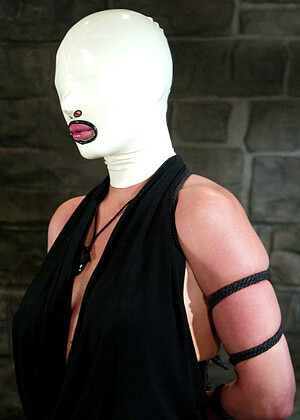 free sex pornphoto 16 Mark Davis Venus realtime-brunette-karupspc sexandsubmission