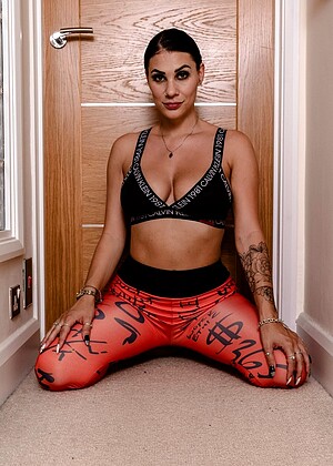 free sex photo 12 Roxy Mendez porn-clothed-mobi-mobile skintightglamour