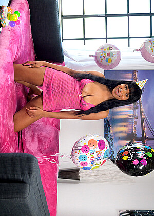 free sex pornphotos Spizoo Jenna J Foxx Sonia Harcourt Face Birthday Sex Pictures