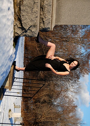 free sex pornphoto 7 Emily Love vigorously-outdoor-banxx spunkyangels