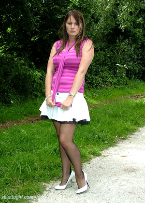 free sex pornphoto 10 Cathy hypersex-babe-apronpics-net stilettogirl