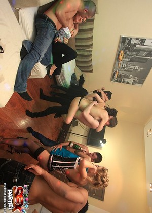 free sex pornphoto 4 Studentsexparties Model thunder-student-sex-party-blacks studentsexparties