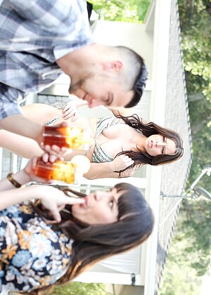 free sex pornphoto 13 Dana Dearmond Seth Gamble callgirls-threesome-xxxboo sweetsinner