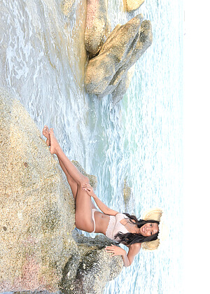 free sex pornphoto 9 Chloe pinupfiles-beach-model-big teendreams