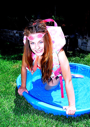 free sex pornphoto 10 Teenybopperclub Model rounbrown-hardcore-caprice teenybopperclub