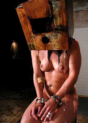 free sex pornphoto 11 Julie Night nudepee-mature-de-rbd thetrainingofo