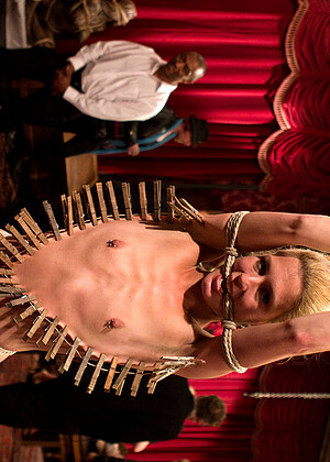 free sex pornphoto 3 Bill Bailey Penny Barber Simone Sonay girl-bondage-xossip-bhabhi theupperfloor