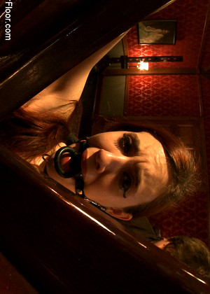free sex pornphoto 8 Jessie Cox Iona Grace Kait Snow photoxxx-submissive-female-xxxart theupperfloor