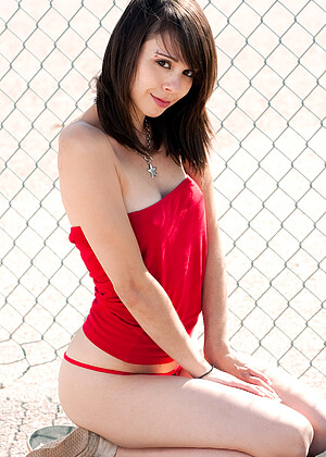 free sex pornphoto 8 Ariel Rebel gaggers-brunette-bar thisyearsmodel