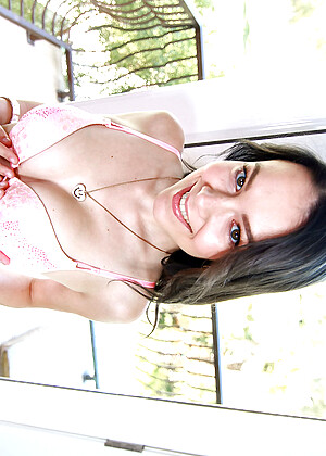 free sex pornphoto 17 Chloe Riley newvideo60-babe-nude-pics tiny4k