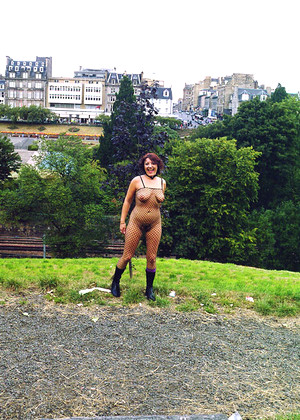 free sex pornphoto 2 Shaz philippines-public-park-holed ukflashers