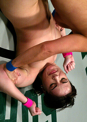free sex pornphoto 1 Dana Dearmond Toni Benz vette-sports-xxxshow ultimatesurrender