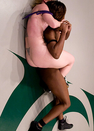 free sex pornphoto 14 Dee Williams Safari rae-lesbian-nudity-pictures ultimatesurrender