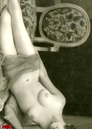 free sex pornphoto 4 Vintageclassicporn Model leanne-lingerie-fuk vintageclassicporn