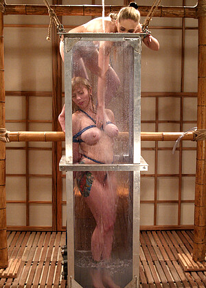 free sex pornphoto 1 Adrianna Nicole banginbabes-bondage-tightpussy waterbondage