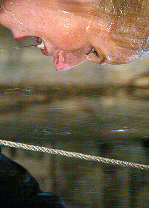 free sex pornphoto 3 Angelene Black Sir C entot-blonde-butyfulsexomobi waterbondage