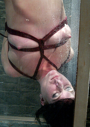 free sex pornphoto 12 Ariel X okey-wet-sluts waterbondage