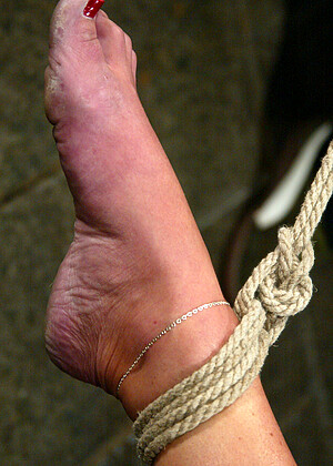 free sex pornphoto 10 Christina Carter dolores-bondage-spenkbang waterbondage