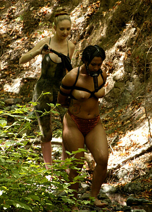 free sex pornphoto 10 Dragonlily Venus shows-fetish-xxx-boobs waterbondage