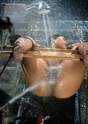 free sex pornphoto 10 Dragonlily assfixationcom-bondage-jlist waterbondage