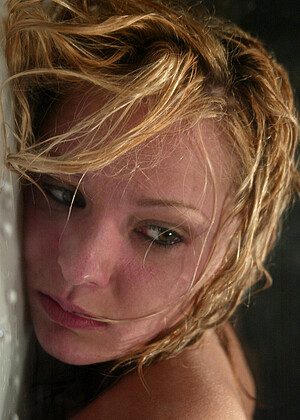 free sex pornphoto 11 Faye Runaway bustymobicom-blonde-clothing waterbondage