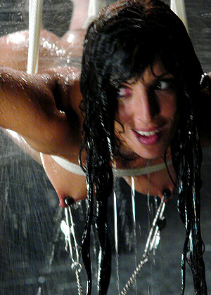 free sex pornphoto 10 Gina Caruso tshart-fetish-uniform-wearing waterbondage