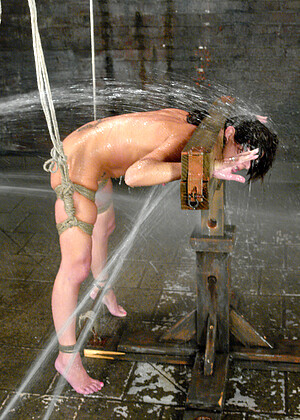 free sex pornphoto 3 Gina Caruso umur-bondage-teacher-xxx waterbondage