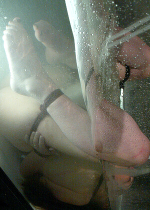 free sex pornphoto 1 Jade Marxxx hoserfauck-milf-vrsex waterbondage
