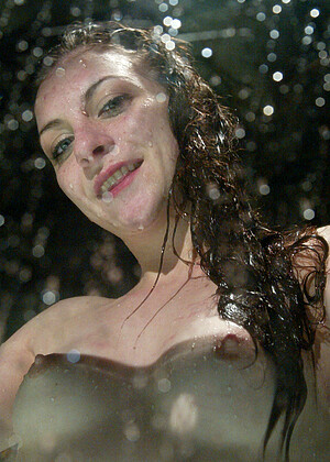 free sex pornphoto 1 Jordan lixxx-bondage-bubbly waterbondage