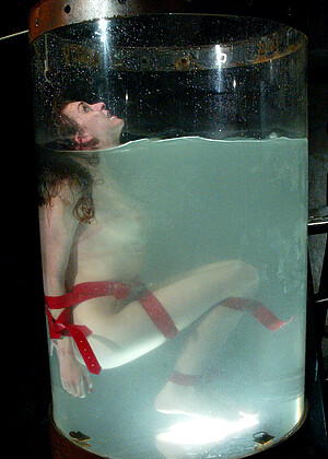 free sex pornphoto 6 Jordan lixxx-bondage-bubbly waterbondage