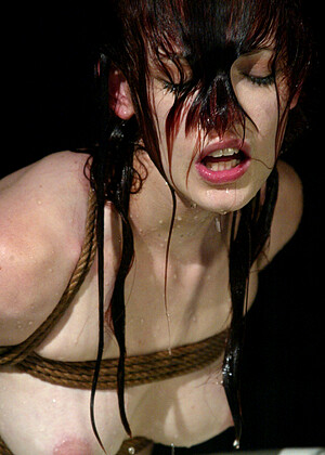 free sex pornphoto 20 Justine Joli Sarah Blake dakota-fetish-porno-pass waterbondage