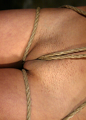 free sex pornphoto 1 Keeani Lei Kat ddfprod-blonde-nude-wet waterbondage