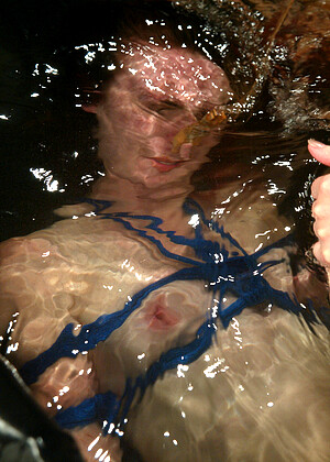 free sex pornphoto 11 Kendra James bizzers-bondage-hammered waterbondage