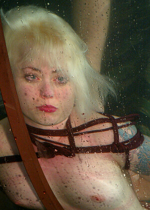 free sex pornphoto 15 Lorelei Lee Sgt Major full-wet-nude-wildass waterbondage