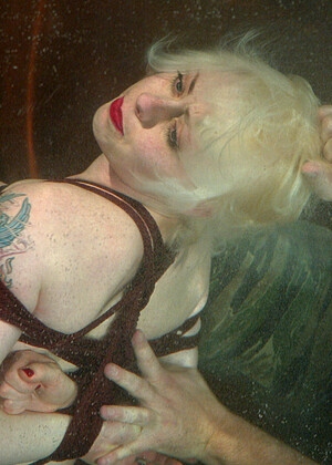 free sex pornphoto 8 Lorelei Lee Sgt Major full-wet-nude-wildass waterbondage