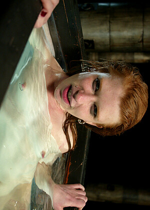 free sex pornphoto 2 Madison Young flower-redhead-www69ryo waterbondage