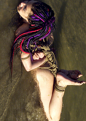free sex pornphoto 6 Mallory Knots xnxoxoxxx-fetish-exammobi waterbondage