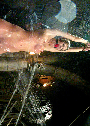 free sex pornphoto 8 Megan Joy handsup-fetish-brszzers waterbondage