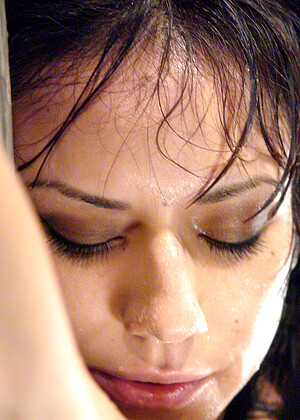 free sex pornphoto 18 Nadia Styles hair-latina-soneylonexxx-com waterbondage