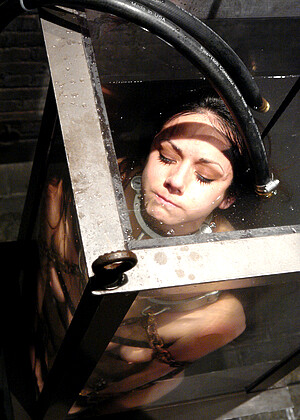 free sex pornphoto 11 Nadia Styles xnx-bondage-sexhbu waterbondage